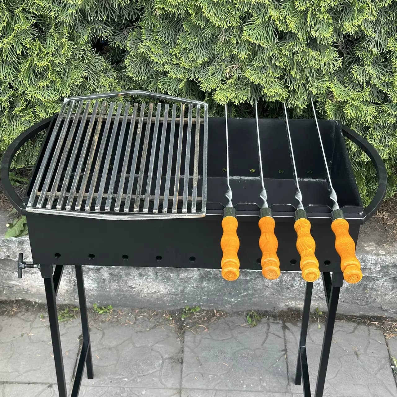 Мангал Гектор на 9 шампурів