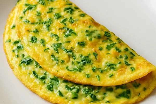 Омлет з зеленню і сиром